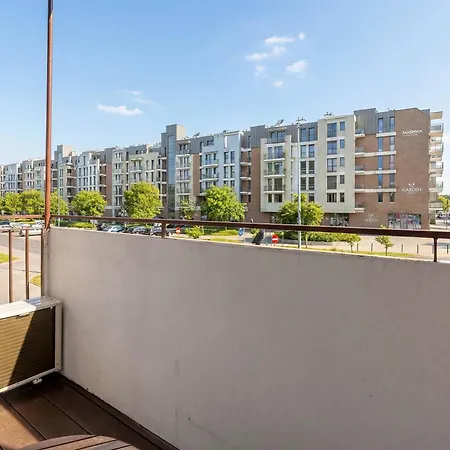 아파트 Floral Dlugie Ogrody In With Air Conditioning By Renters *
