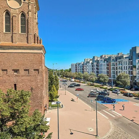 아파트 Floral Dlugie Ogrody In With Air Conditioning By Renters